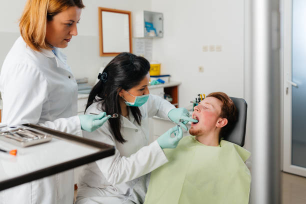 Best Emergency Denture Repair in Thompsonville, CT